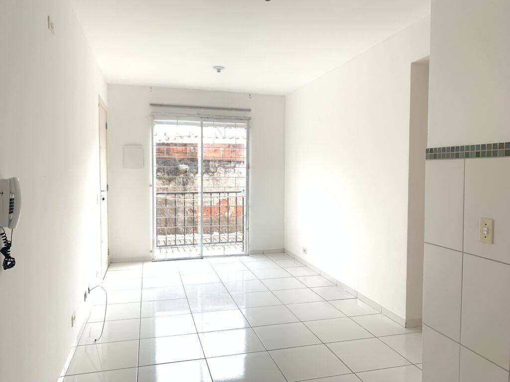 Apartamento para alugar com 2 quartos, 48526m² - Foto 12