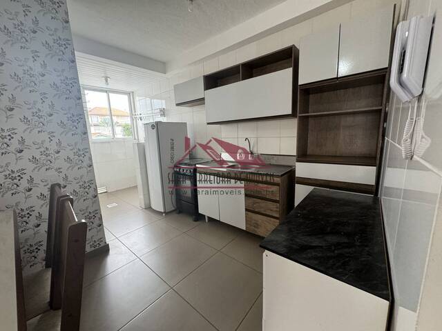 #643 - Apartamento para Locação em Colombo - PR