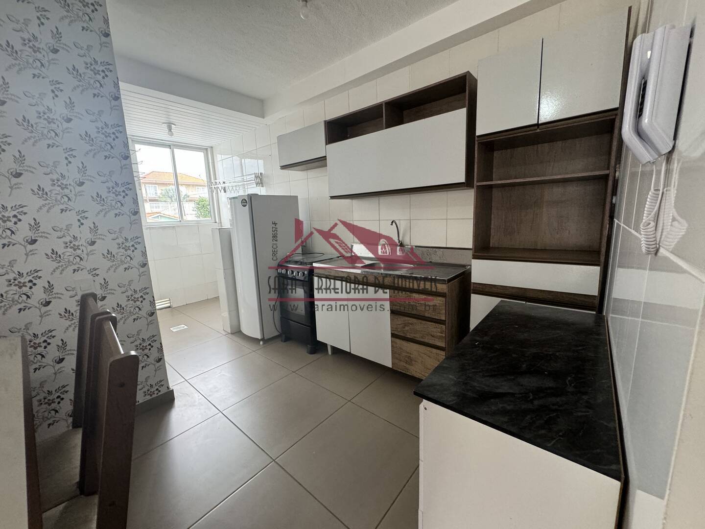 Apartamento para alugar com 2 quartos, 150m² - Foto 1